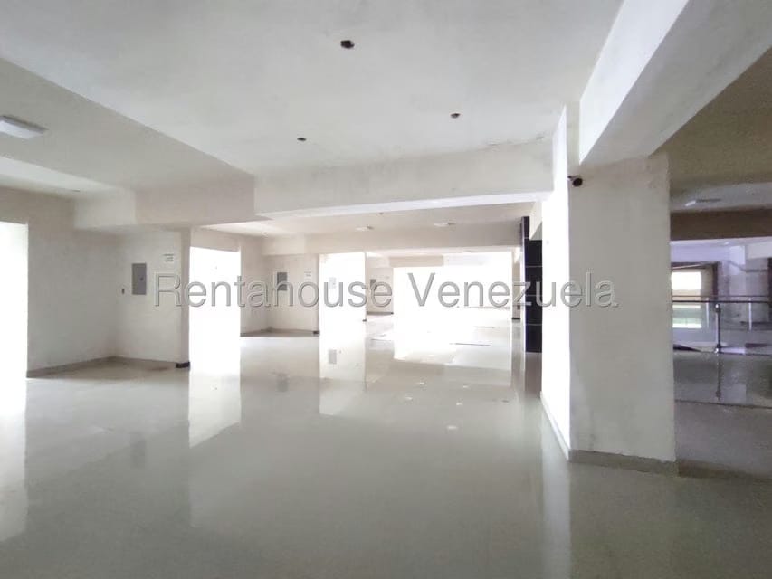 Comercial (Local Comercial) en Venta en Avenida 19 de Abril, Aragua - 10