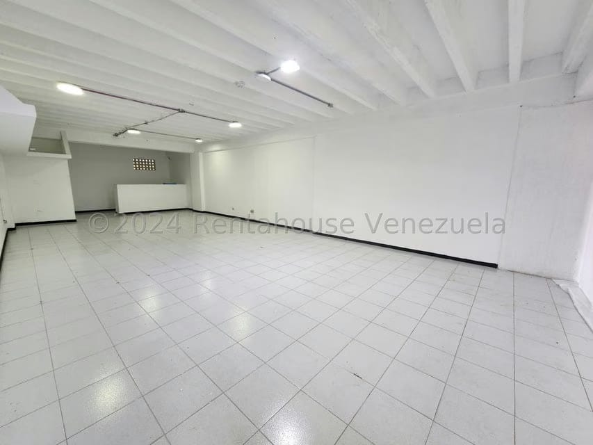 Comercial (Local Comercial) en Alquiler en La Trinidad, Distrito Metropolitano - 5