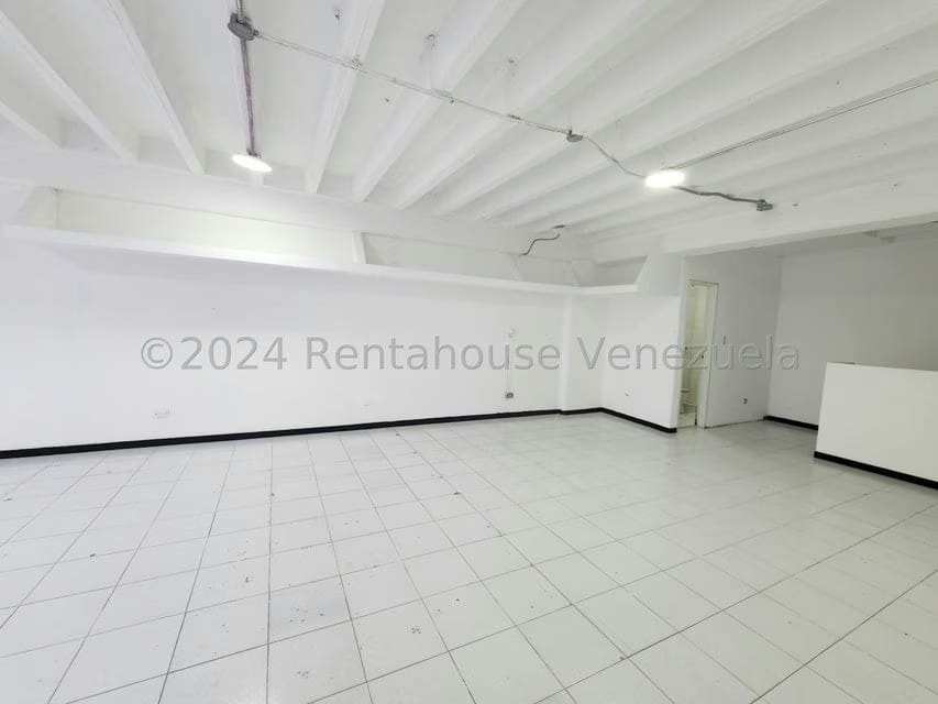 Comercial (Local Comercial) en Alquiler en La Trinidad, Distrito Metropolitano - 6