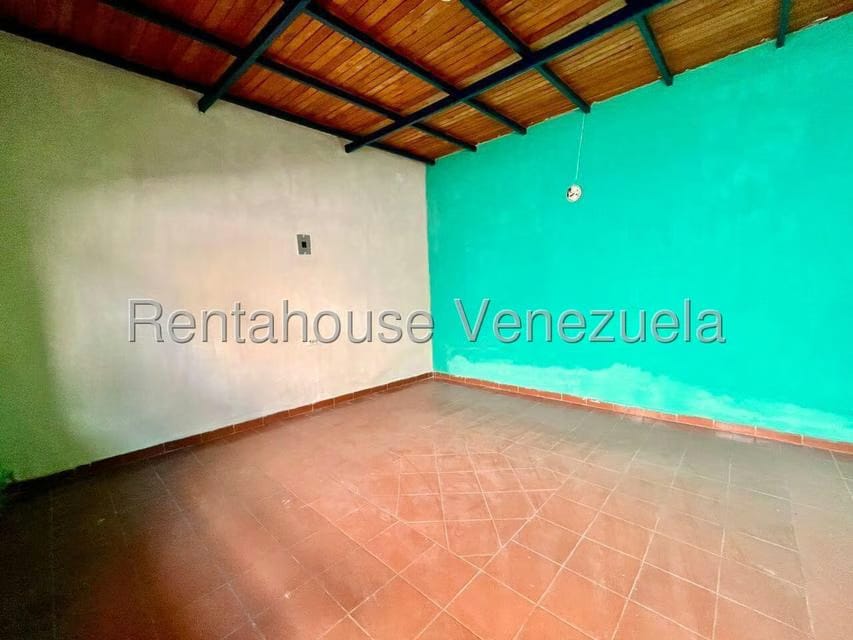 Comercial (Local Comercial) en Alquiler en La Mata, Lara - 11