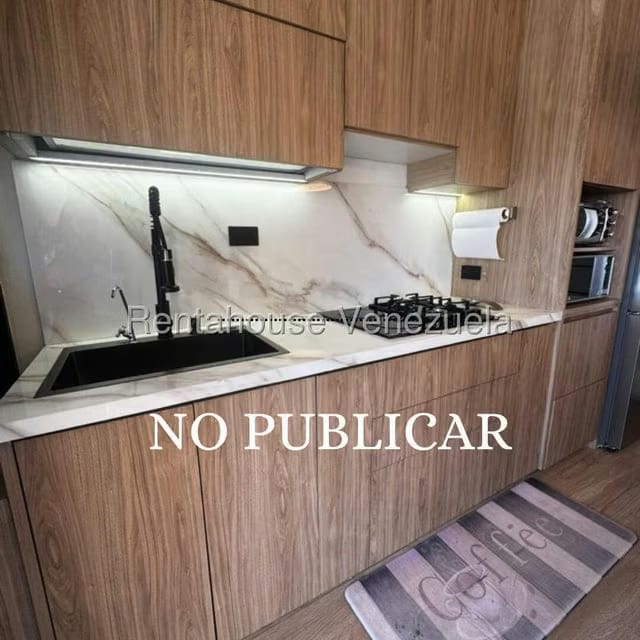 Apartamento (1 Nivel) en Venta en Los Samanes, Distrito Metropolitano - 2