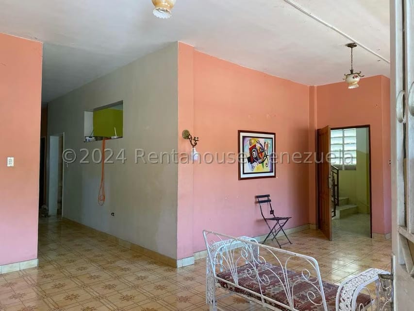 Casa (Duplex) en Venta en Los Laureles, Guarico - 43