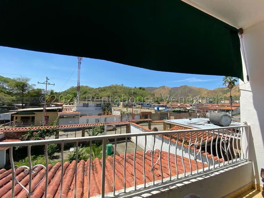 Casa (Duplex) en Venta en Los Laureles, Guarico - 48