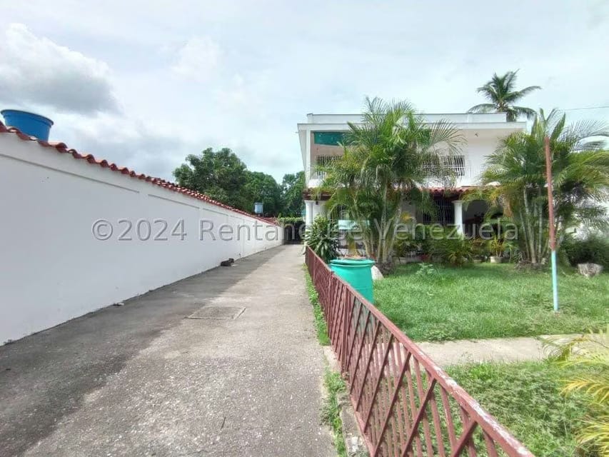 Casa (Duplex) en Venta en Los Laureles, Guarico - 54