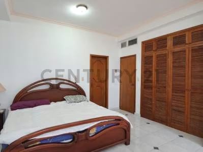 Amplio apartamento en residencias Katty 2 - 9