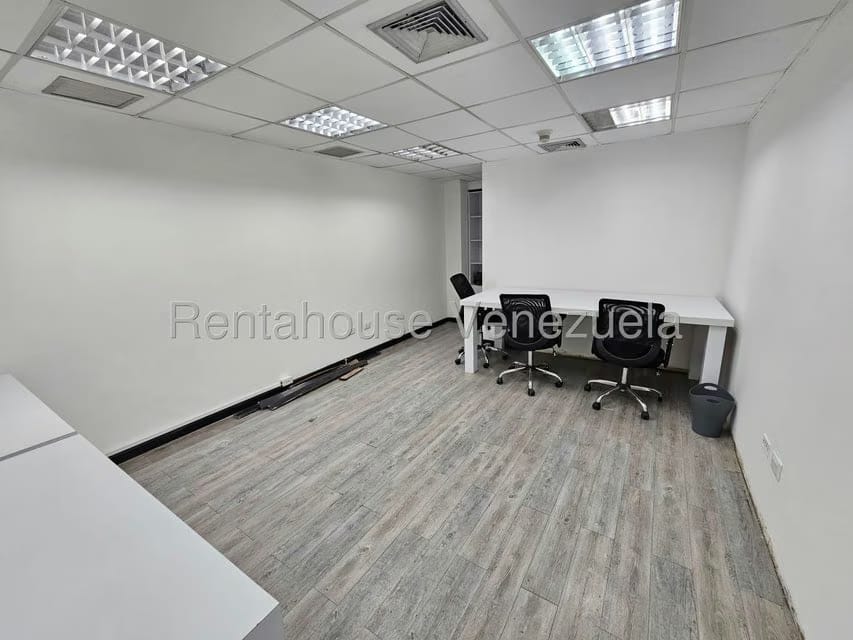 Comercial (Oficina) en Alquiler en Chacao, Distrito Metropolitano - 4