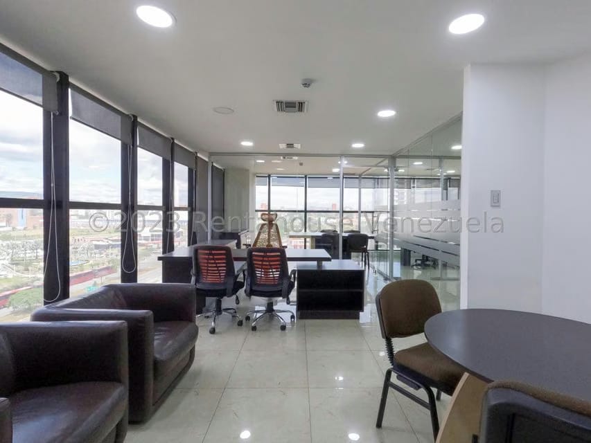 Comercial (Oficina) en Venta en Zona Este, Lara - 11