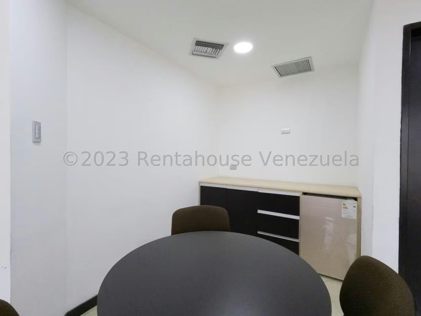 Comercial (Oficina) en Venta en Zona Este, Lara - 12