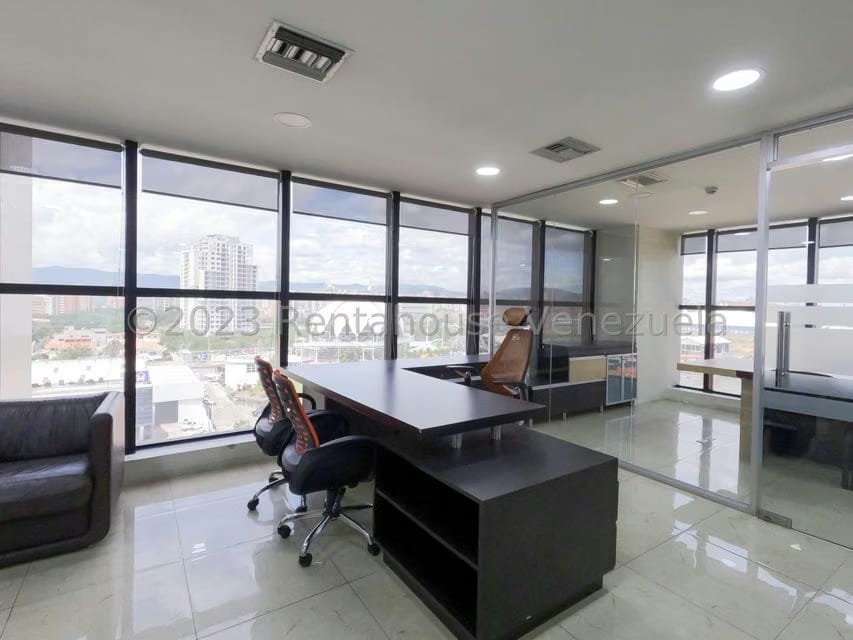 Comercial (Oficina) en Venta en Zona Este, Lara - 13