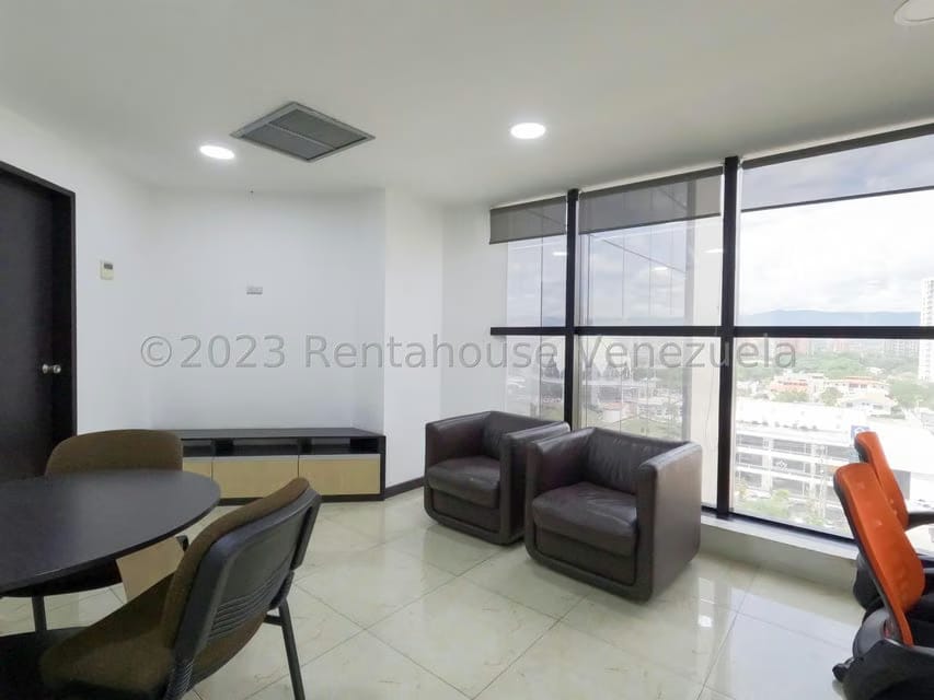 Comercial (Oficina) en Venta en Zona Este, Lara - 14
