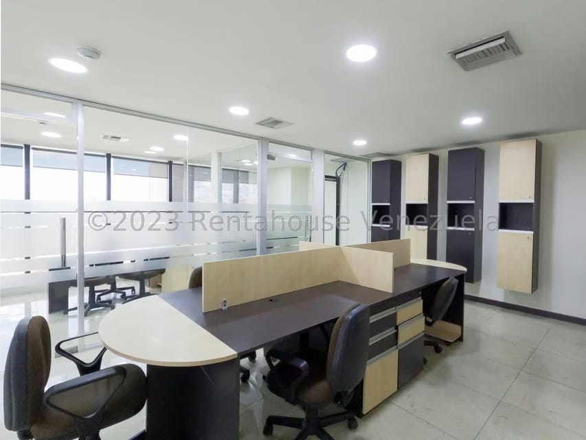 Comercial (Oficina) en Venta en Zona Este, Lara - 15