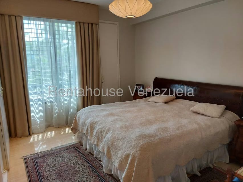 Apartamento (1 Nivel) en Venta en Los Palos Grandes, Distrito Metropolitano - 15
