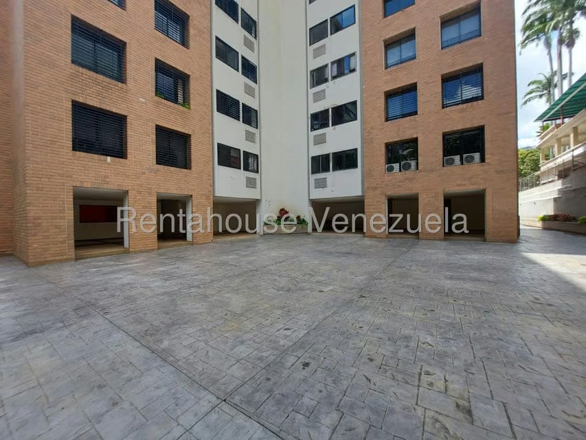 Apartamento (1 Nivel) en Venta en Los Palos Grandes, Distrito Metropolitano - 30