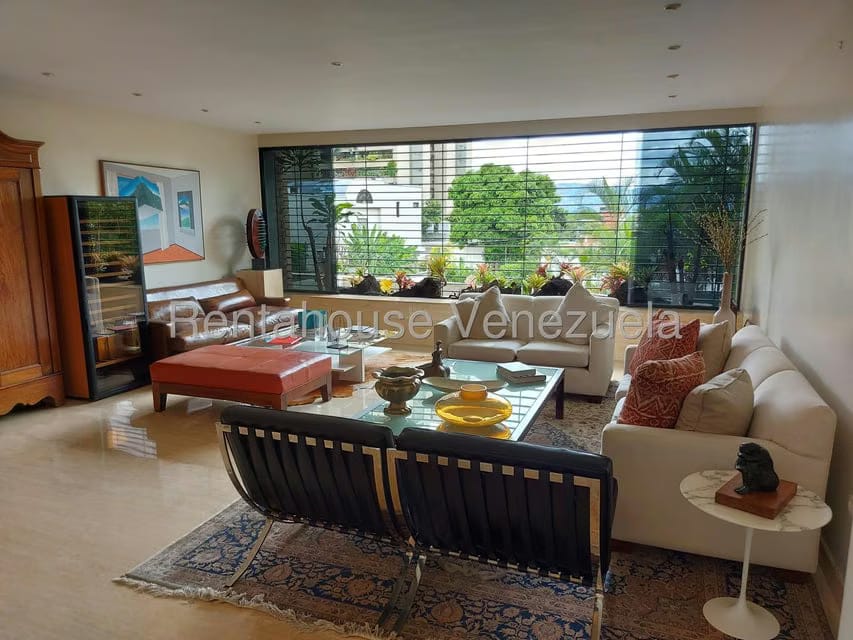 Apartamento (1 Nivel) en Venta en Los Palos Grandes, Distrito Metropolitano - 4