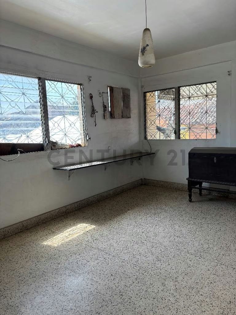 Venta Casa Casco Central - 9