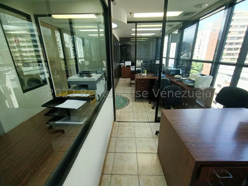 Comercial (Oficina) en Venta en El Bosque, Distrito Metropolitano - 19