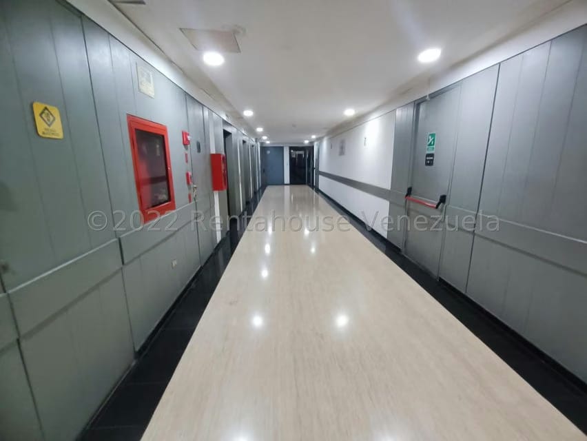 Comercial (Oficina) en Venta en El Bosque, Distrito Metropolitano - 30