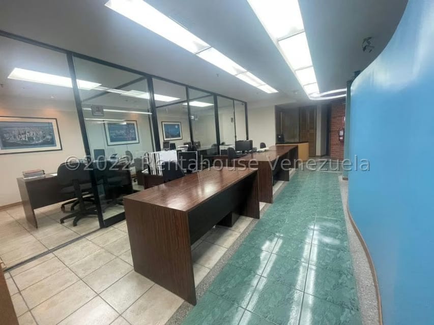 Comercial (Oficina) en Venta en El Bosque, Distrito Metropolitano - 33