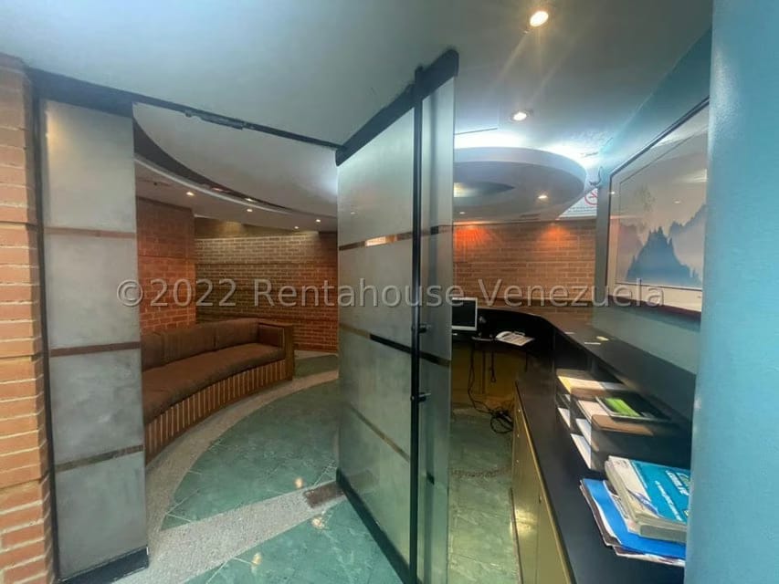 Comercial (Oficina) en Venta en El Bosque, Distrito Metropolitano - 36