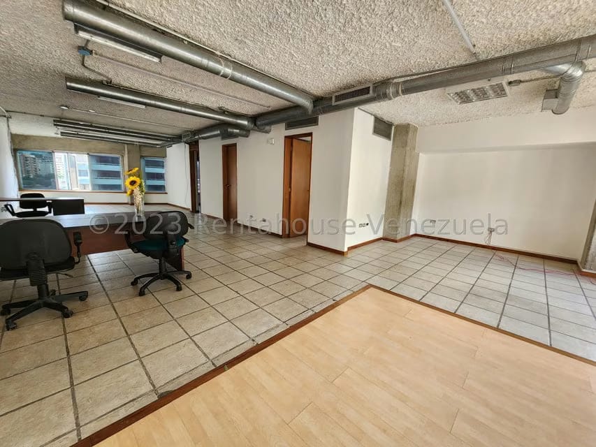 Comercial (Oficina) en Alquiler en El Marques, Distrito Metropolitano - 8