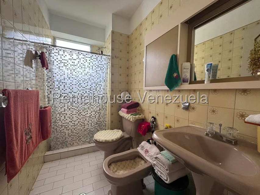 Apartamento (1 Nivel) en Venta en El Cigarral, Distrito Metropolitano - 11