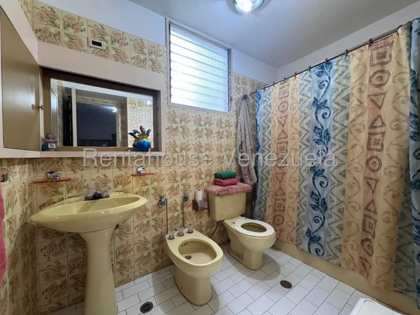 Apartamento (1 Nivel) en Venta en El Cigarral, Distrito Metropolitano - 14