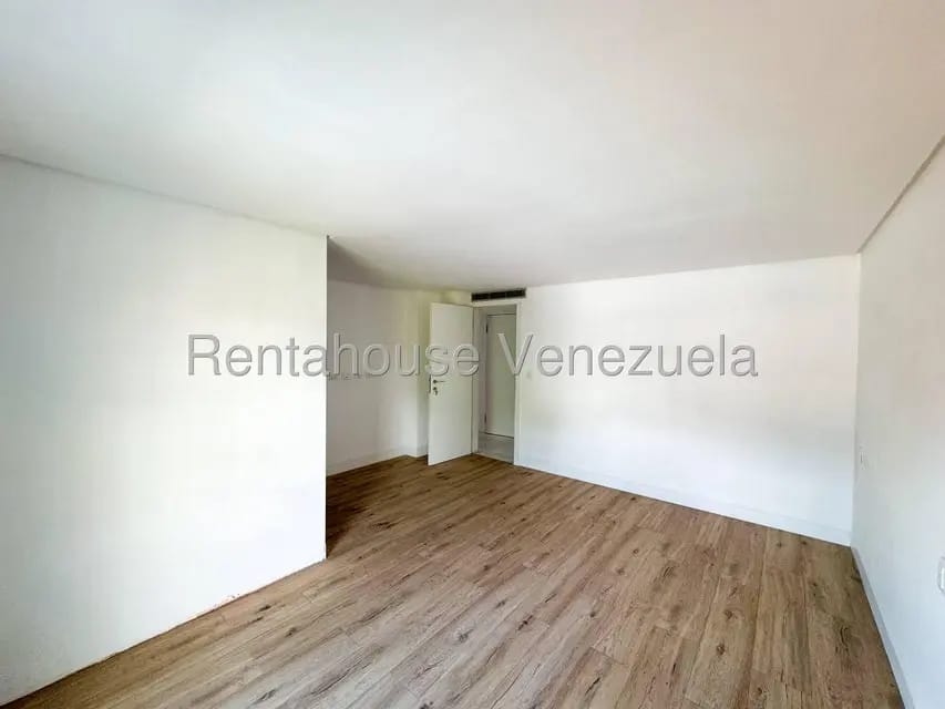 Apartamento (1 Nivel) en Venta en Los Naranjos de Las Mercedes, Distrito Metropolitano - 36