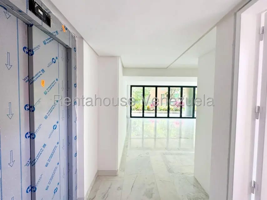 Apartamento (1 Nivel) en Venta en Los Naranjos de Las Mercedes, Distrito Metropolitano - 8