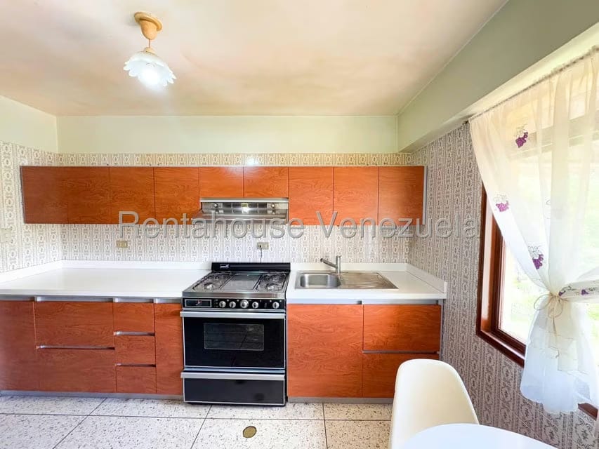 Apartamento (1 Nivel) en Venta en Santa Monica, Distrito Metropolitano - 13