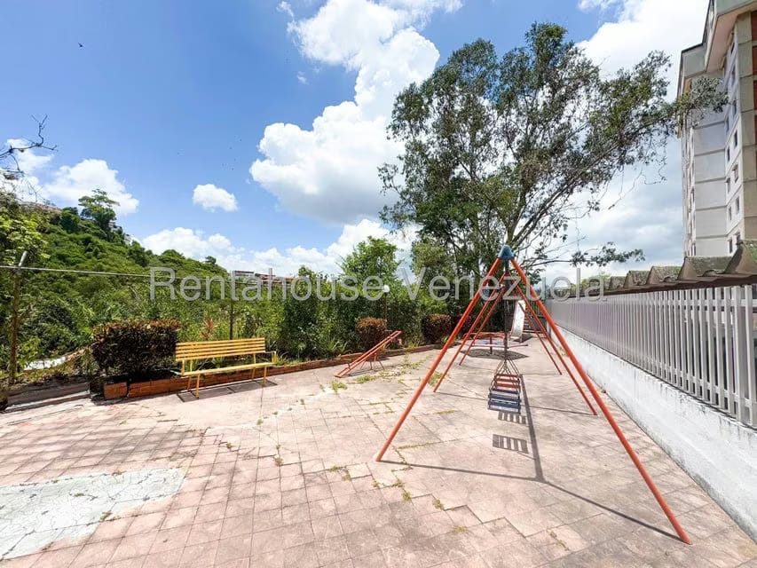 Apartamento (1 Nivel) en Venta en Santa Monica, Distrito Metropolitano - 25