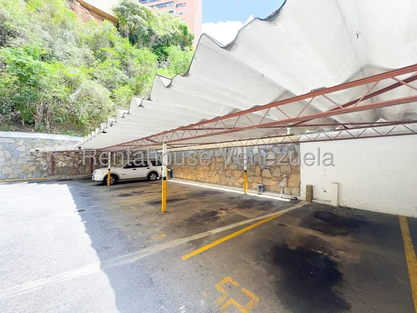 Apartamento (1 Nivel) en Venta en Santa Monica, Distrito Metropolitano - 28