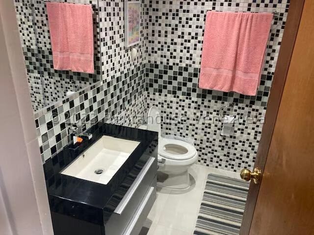 Apartamento (1 Nivel) en Venta en Lomas de La Lagunita, Distrito Metropolitano - 16