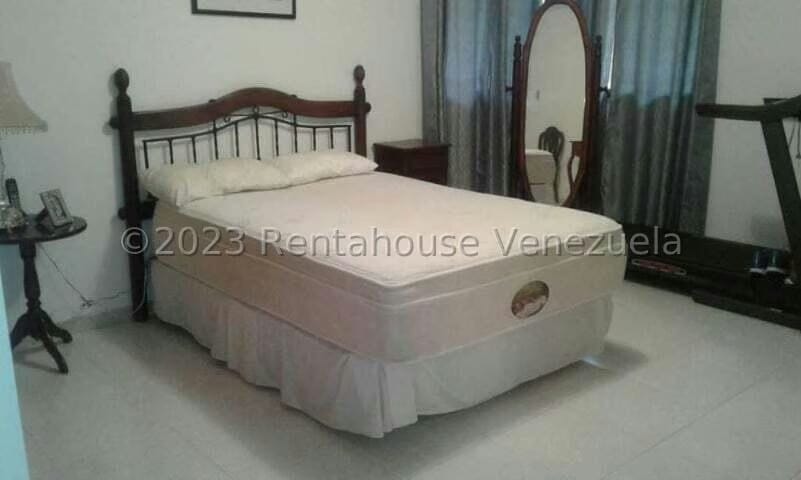 Apartamento (1 Nivel) en Venta en El Marques, Distrito Metropolitano - 15
