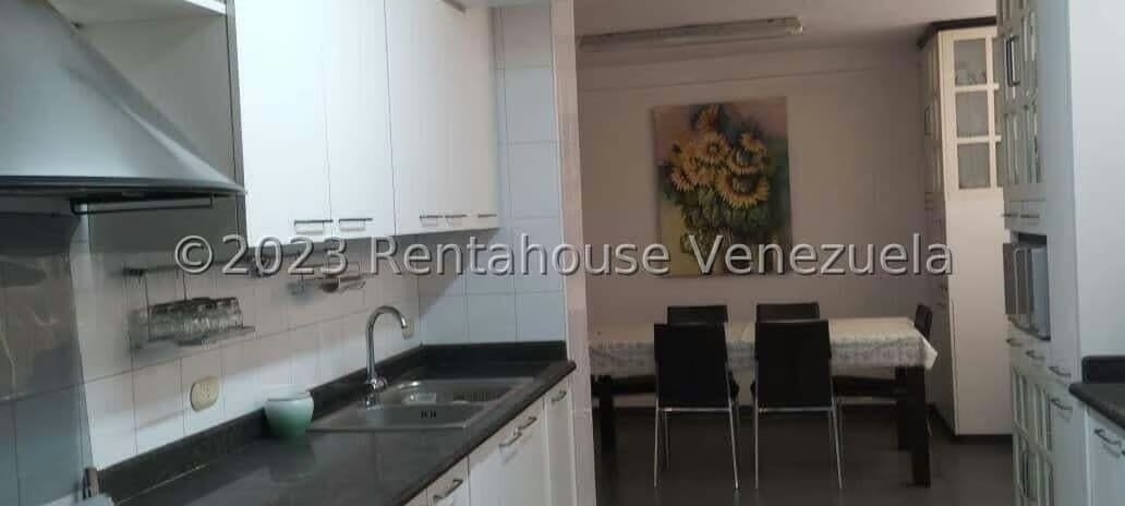 Apartamento (1 Nivel) en Venta en El Marques, Distrito Metropolitano - 3