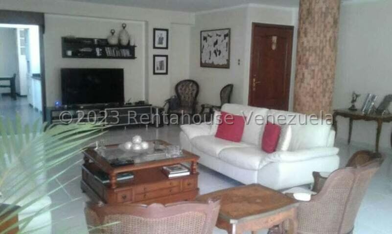 Apartamento (1 Nivel) en Venta en El Marques, Distrito Metropolitano - 10