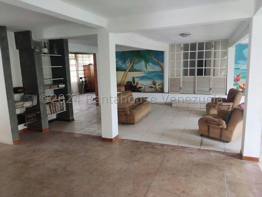 Casa (Duplex) en Venta en Vista Linda, Miranda - 3