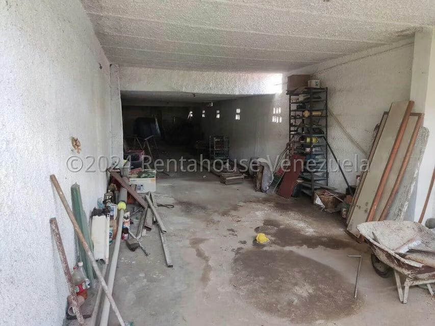 Casa (Duplex) en Venta en Vista Linda, Miranda - 27