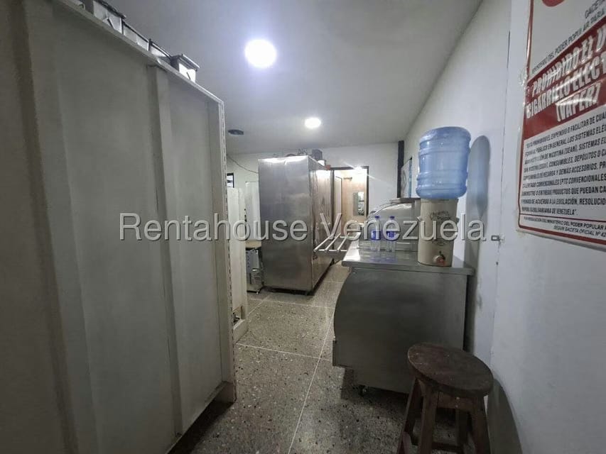 Comercial (Local Comercial) en Alquiler en La Montanita, Lara - 23