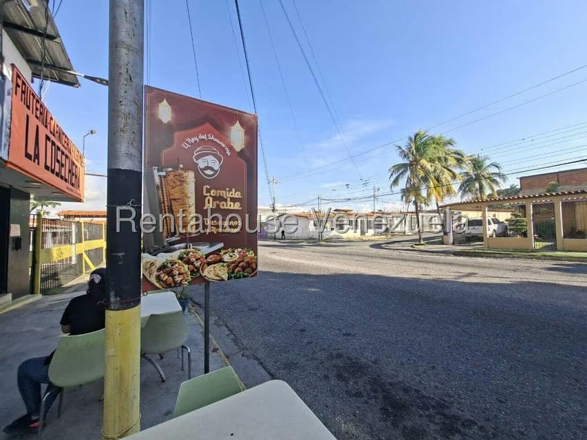 Comercial (Local Comercial) en Alquiler en La Montanita, Lara - 4