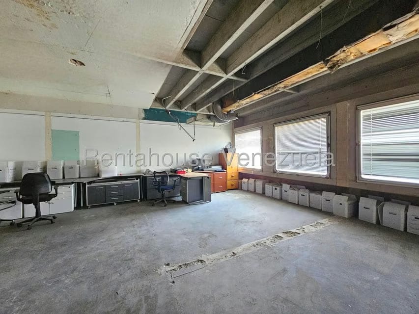 Comercial (Oficina) en Alquiler en Bello Monte, Distrito Metropolitano - 13