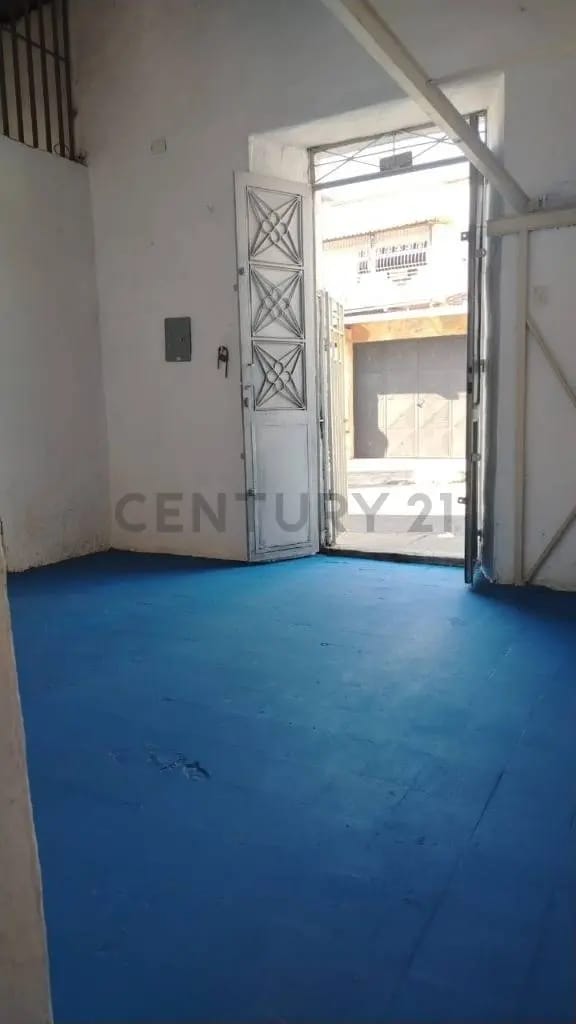 Alquiler Local Comercial La Guacara - 4