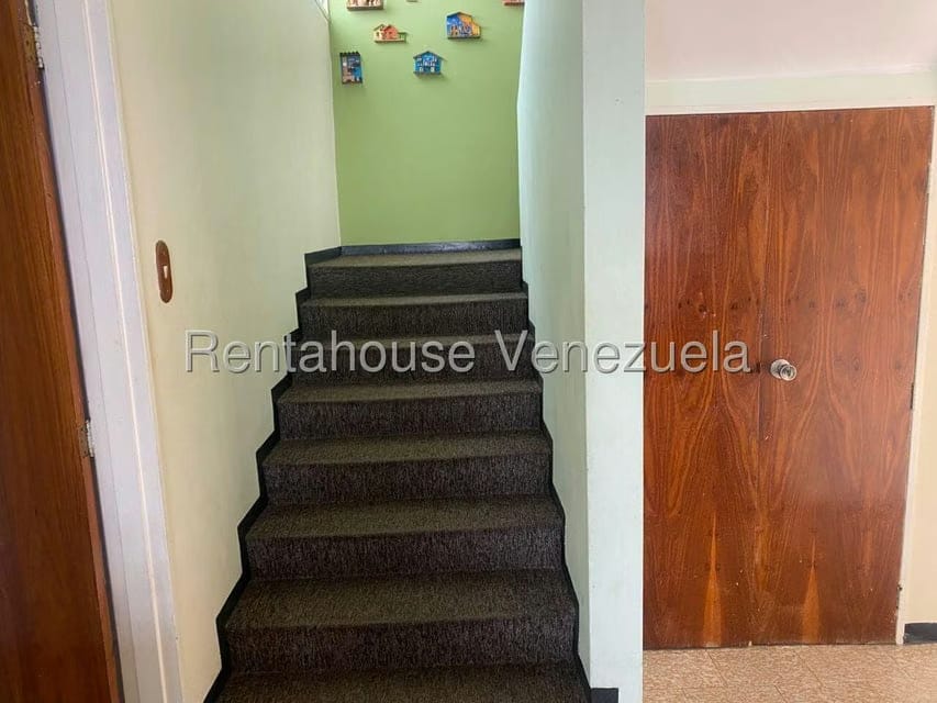 Casa (Duplex) en Venta en Cooperativa Guaicaipuro, Miranda - 13