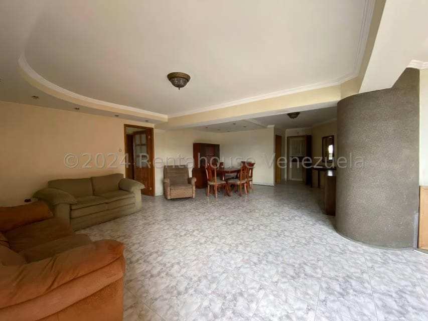 Apartamento (1 Nivel) en Venta en Centro, Aragua - 4