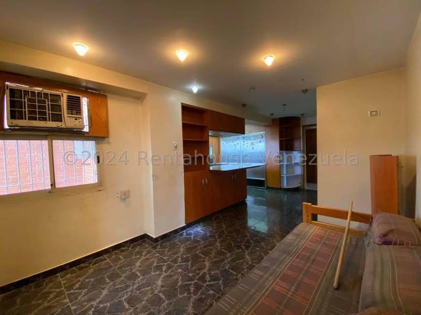 Apartamento (1 Nivel) en Venta en Centro, Aragua - 9