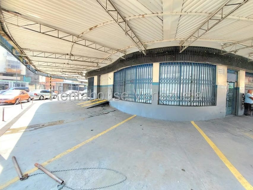 Comercial (Local Comercial) en Venta en Bello Monte, Distrito Metropolitano - 3