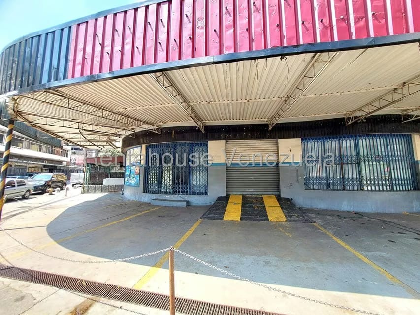 Comercial (Local Comercial) en Venta en Bello Monte, Distrito Metropolitano - 4