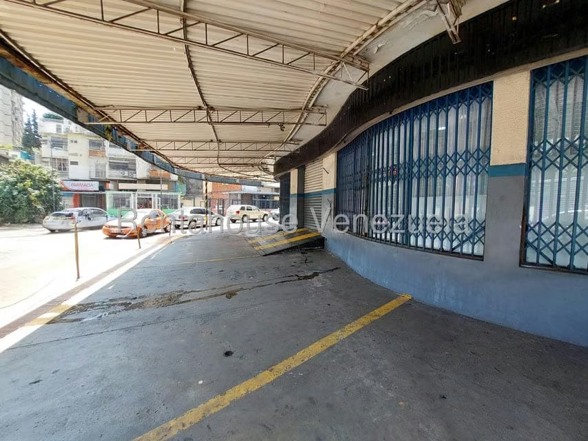 Comercial (Local Comercial) en Venta en Bello Monte, Distrito Metropolitano - 32