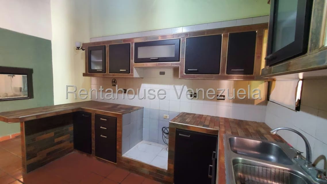 Casa (Duplex) en Venta en La Rosaleda, Lara - 11