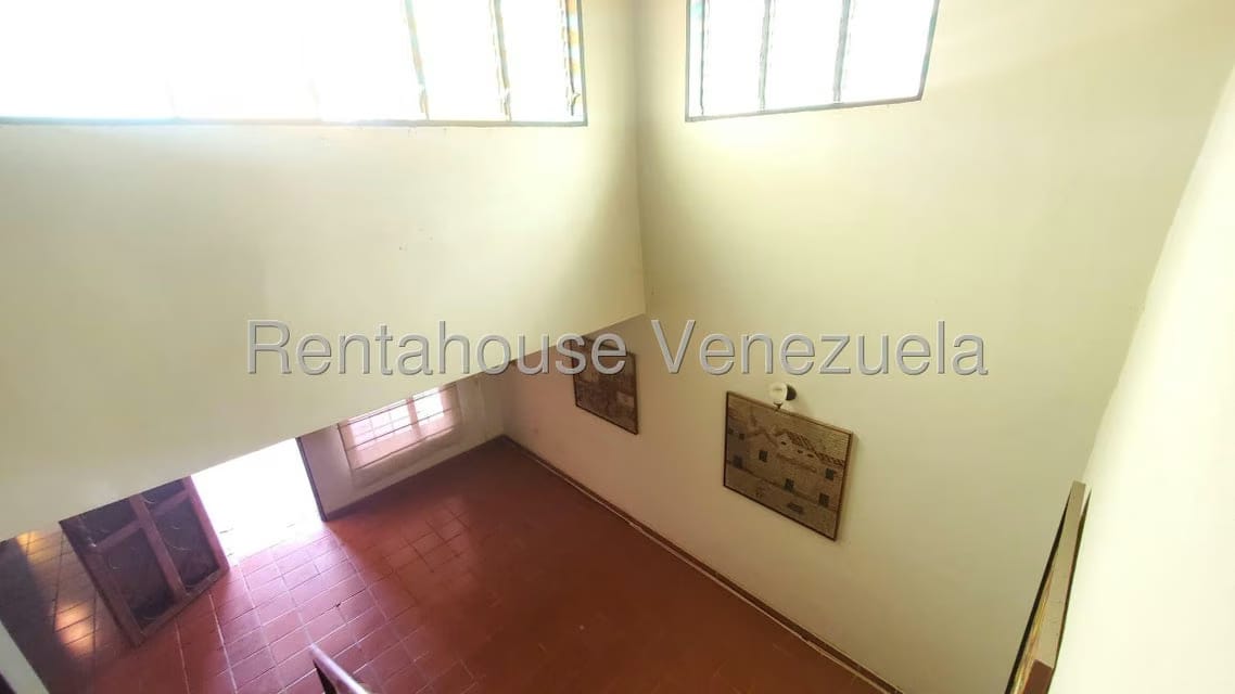 Casa (Duplex) en Venta en La Rosaleda, Lara - 16