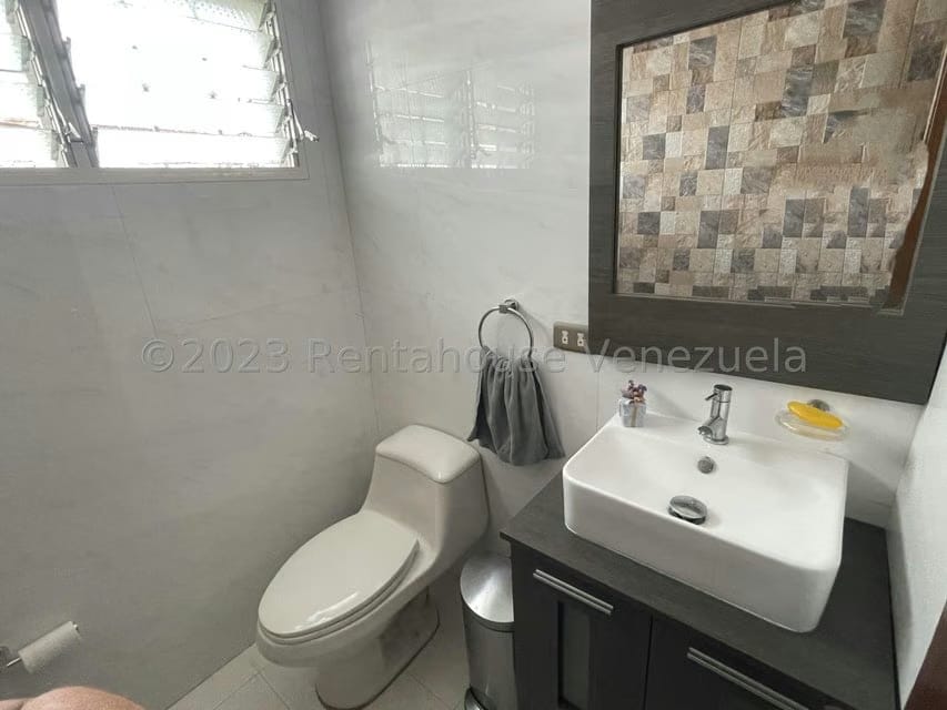 Casa (Multipes Niveles) en Venta en La Lagunita Country Club, Distrito Metropolitano - 18